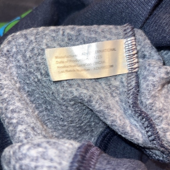 Hard Rock Hotel Orlando Save The Planet Crew Neck Sweatshirt Size Small - Picture 4 of 4